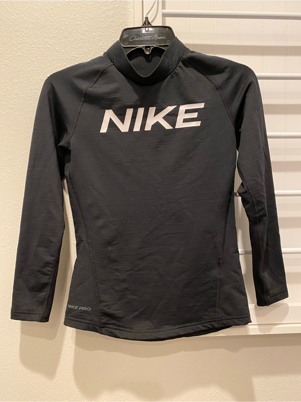 Nike pro youth size medium like new